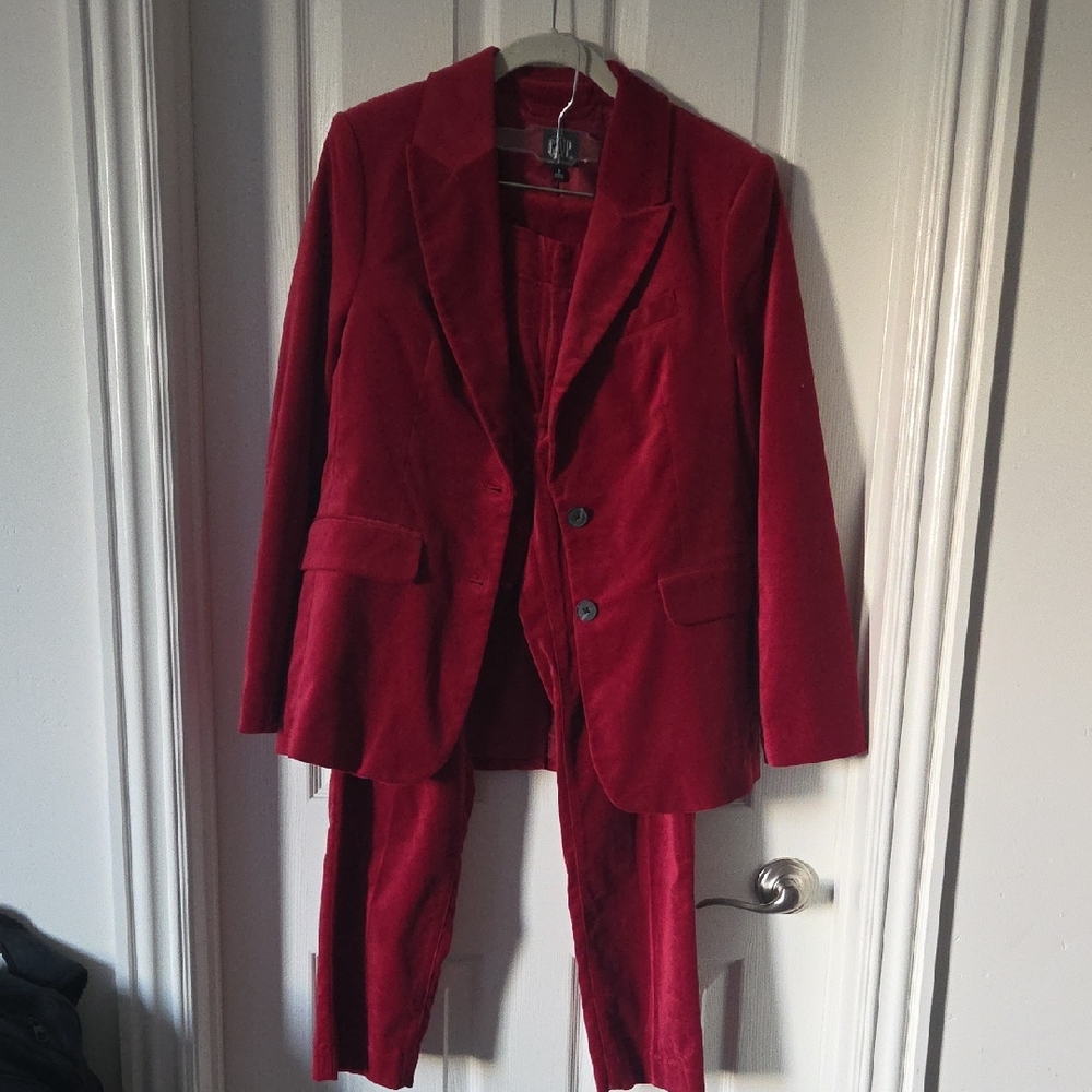 GAP Rich Red Velvet Womens Suit